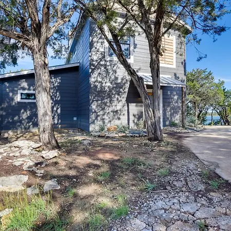 Modern Graford Cabin Walk To Possum Kingdom Lake!
